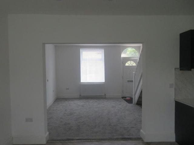 House for rent in Burnedge, Greater Manchester