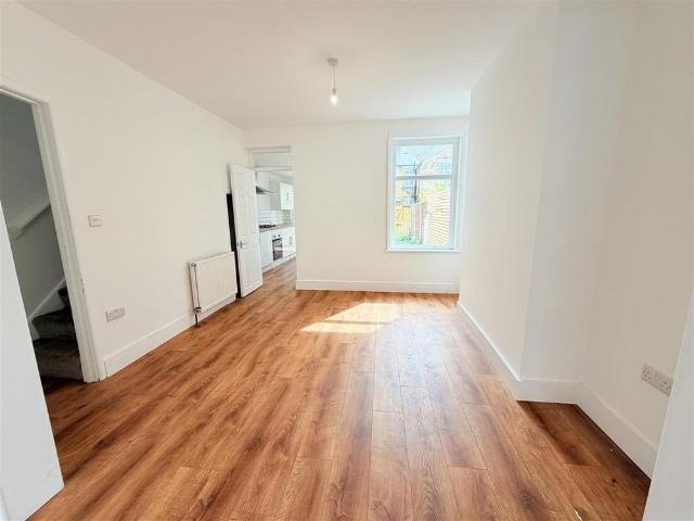 House for rent in Chilton, Acol