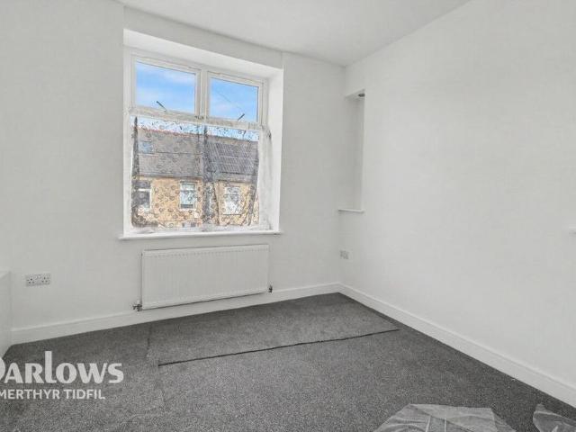 House for rent in Vaynor, Wales