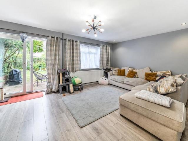 House for rent in Ashley Park, Surrey