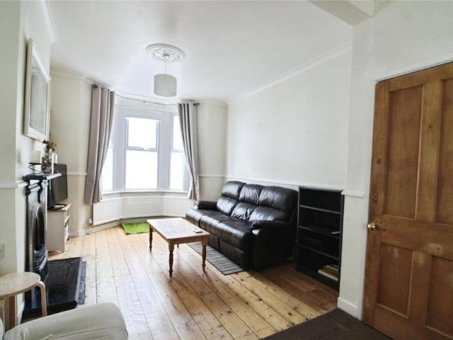 House for rent in Spike Island, Bristol