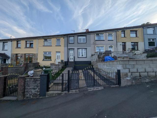 House for rent in Penrhiwceiber, Wales