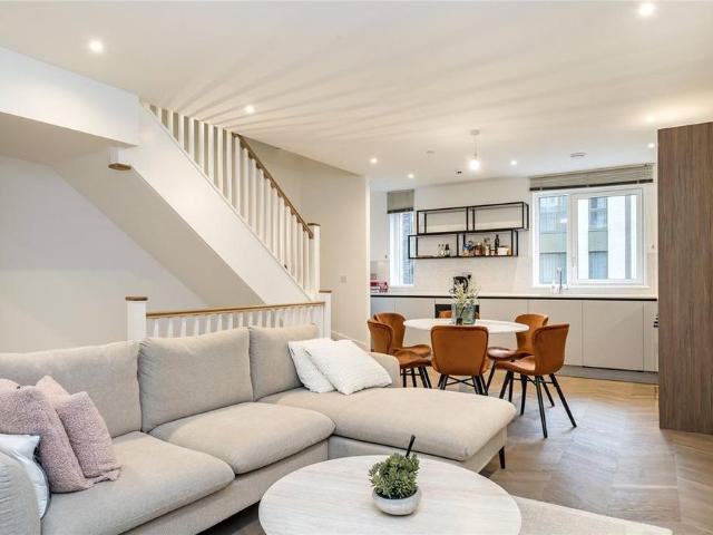 House for rent in Kidbrooke, Greater London