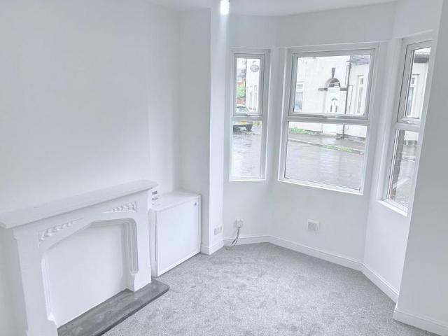 House for rent in Georgia, Greater Manchester