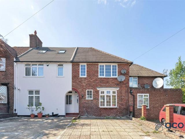 House for rent in Colindale, Greater London