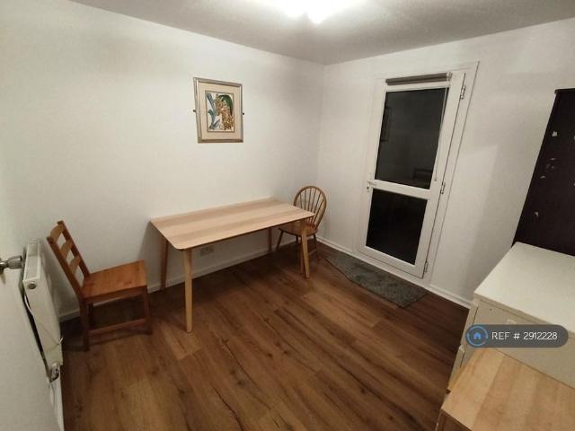 House for rent in Overstone Lodge, Northampton