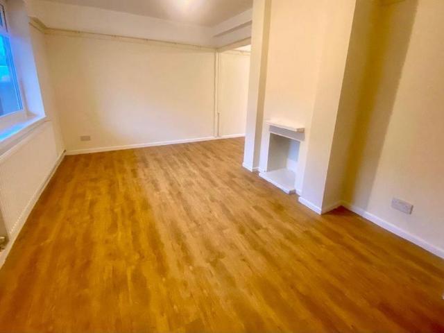 House for rent in Burnedge, Greater Manchester