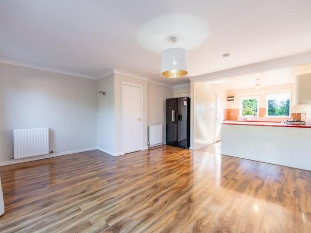 House for rent in Bearsden, Scotland
