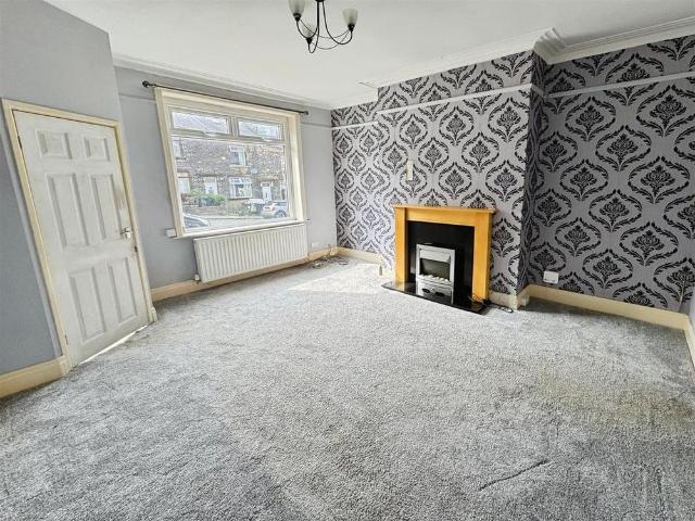 House for rent in Slack Side, West Yorkshire