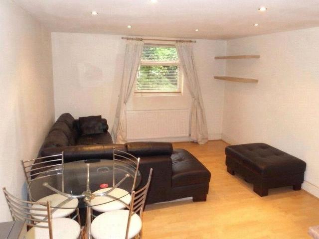 House for rent in Cottenham Park, Greater London