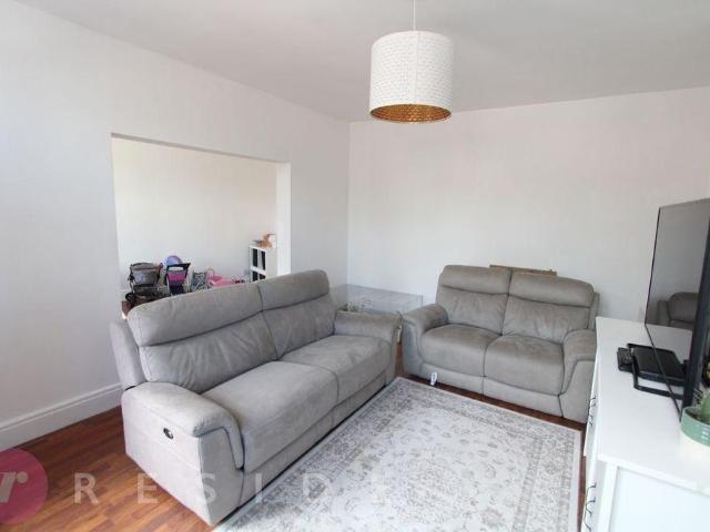 House for rent in Marland, Burnedge