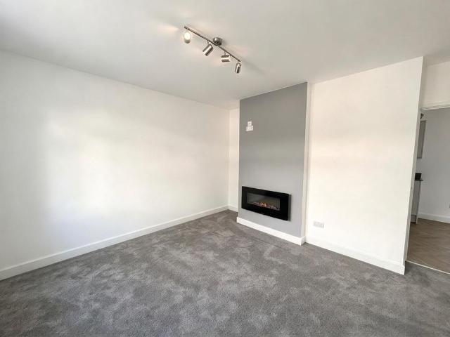 House for rent in London Borough of Havering, Greater London