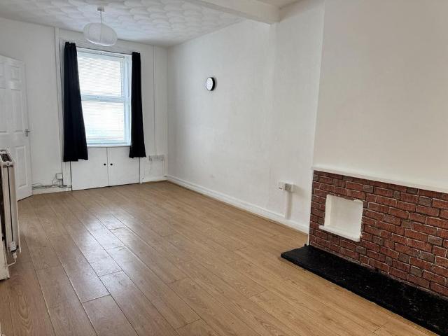 House for rent in Porth-y-Felin, Holyhead