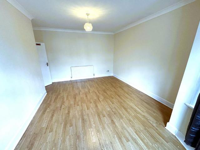 House for rent in Gants Hill, Greater London
