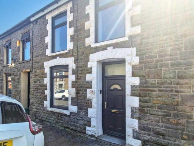 House for rent in Pentre