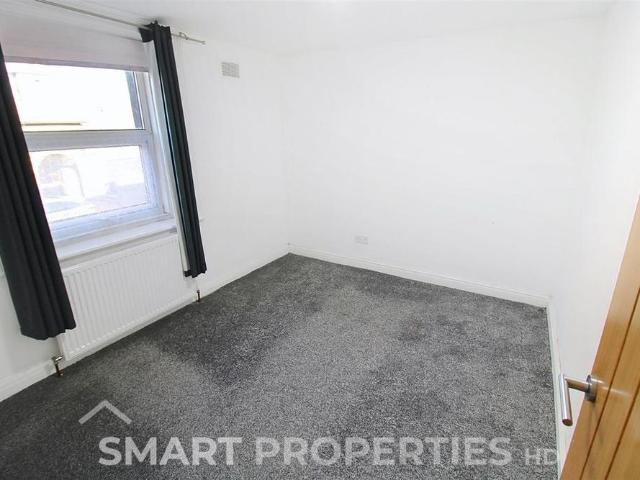 House for rent in Yews Hill, Kirklees