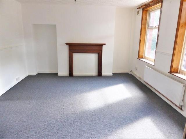 House for rent in Sheffield Lane Top, Firth Park