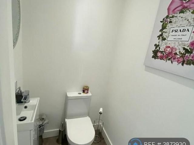 House for rent in Newton Wood, Greenheys