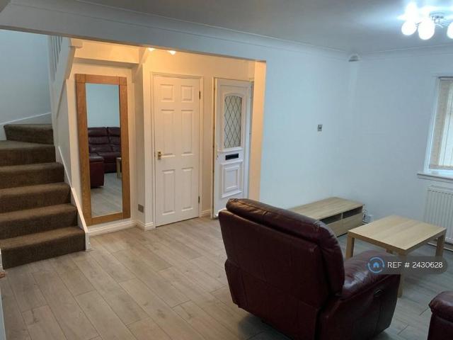 House for rent in Lee Chapel, Essex