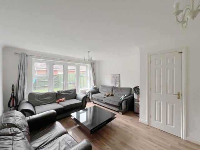 House for rent in Churchward, Rodbourne