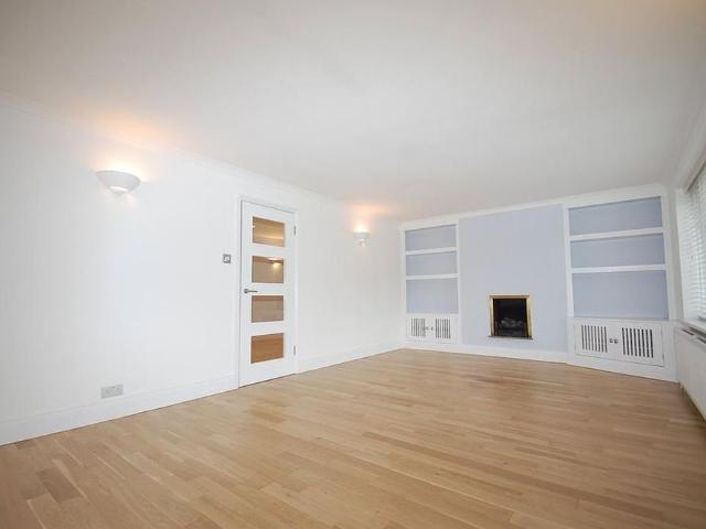 House for rent in Chalfont St. Peter, Denham