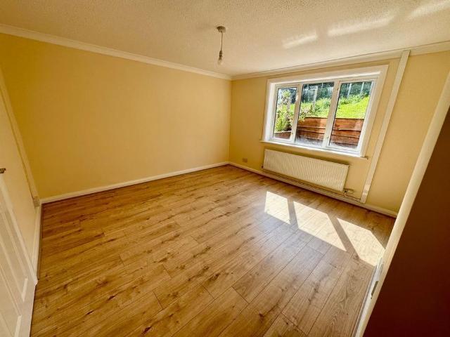 House for rent in Vaynor, Wales