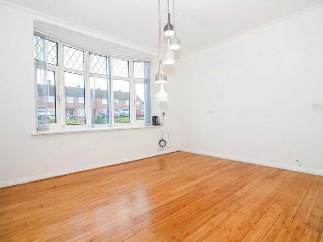 House for rent in Watford Rural, Batchworth