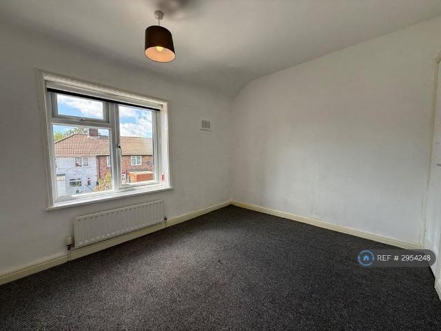 House for rent in Calderstones