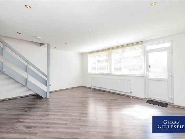 House for rent in London Borough of Harrow, Greater London