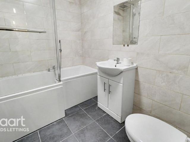 House for rent in New Blackpool, Leeds