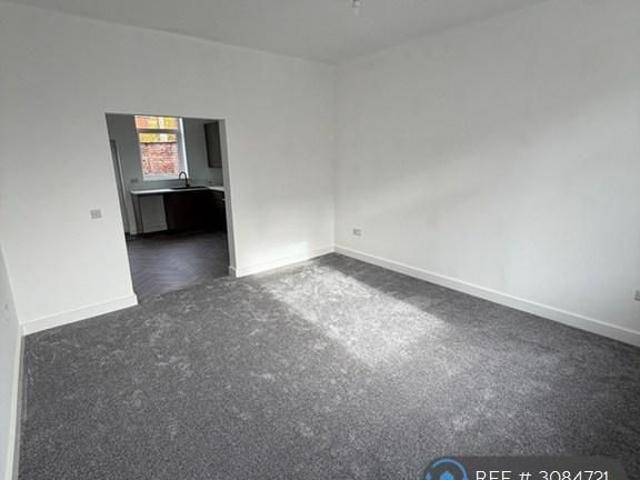 House for rent in Woodhouses, Oldham