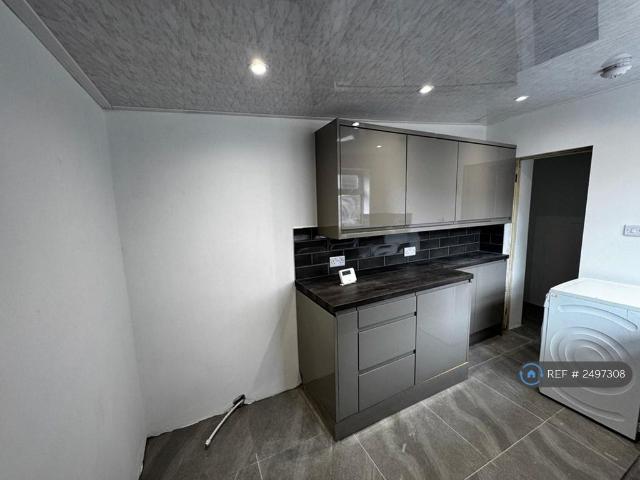 House for rent in Little Layton, Blackpool