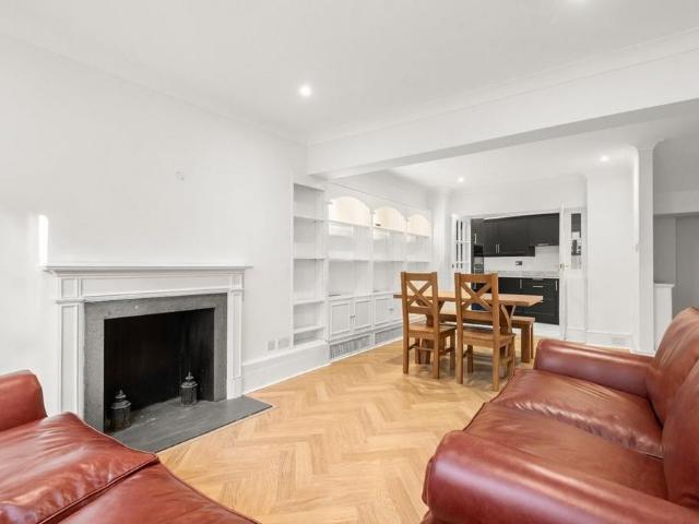 House for rent in Earl's Court, Greater London