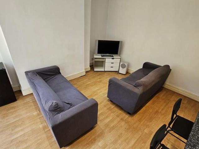 House for rent in Burley, West Yorkshire