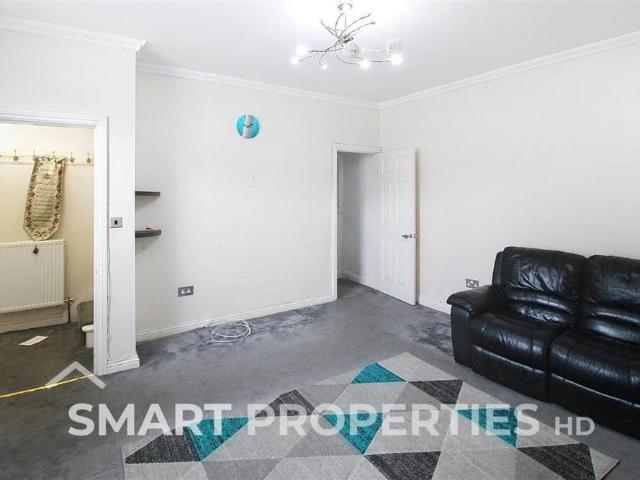 House for rent in Cowcliffe, Huddersfield