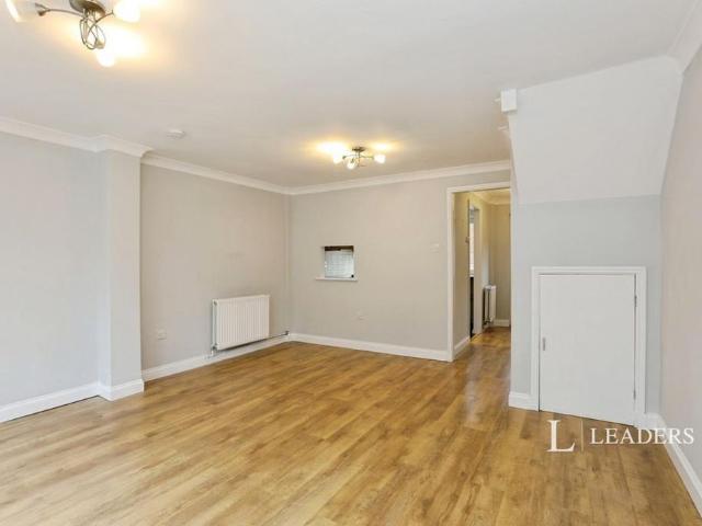 House for rent in Ashplats, Mid Sussex
