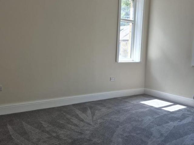 House for rent in Summit, Burnedge