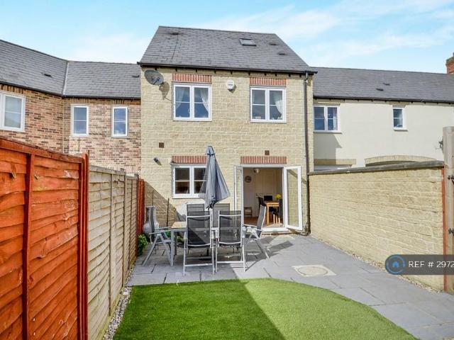 House for rent in Black Bourton, Oxfordshire