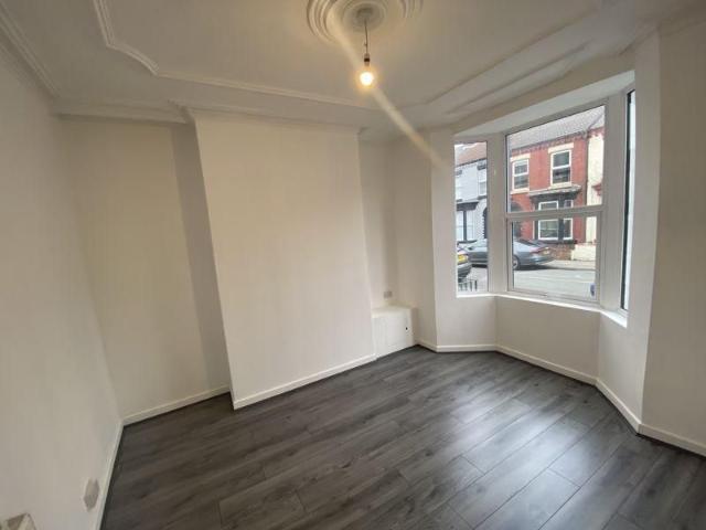 House for rent in Kensington, Calderstones