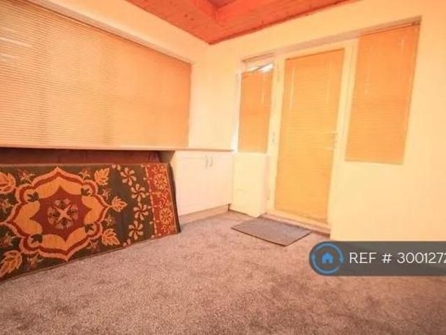 House for rent in Spring Park, Luton
