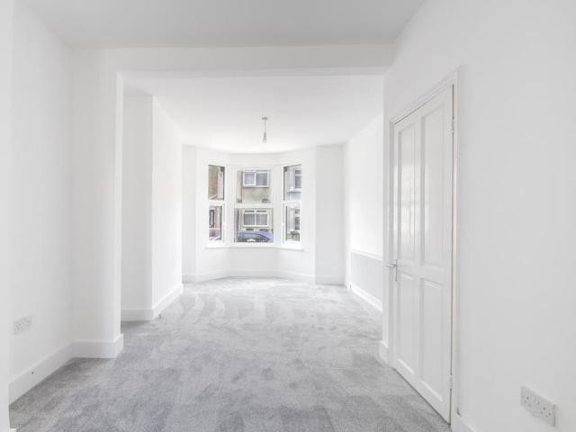 House for rent in North End, Greater London