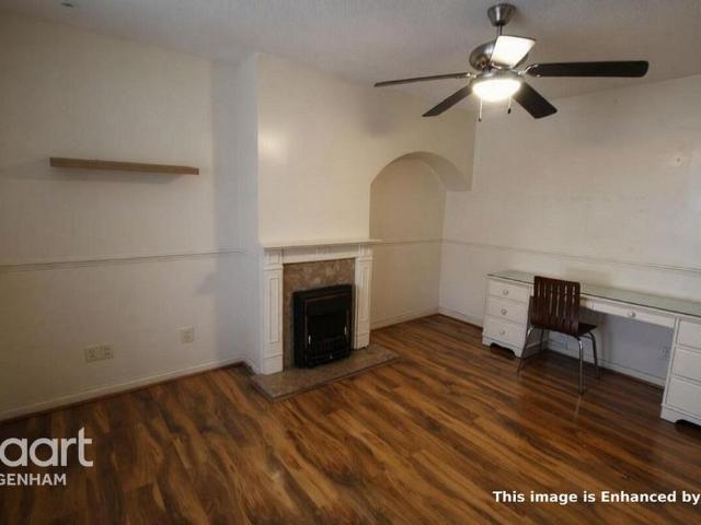 House for rent in London Borough of Barking and Dagenham, Greater London