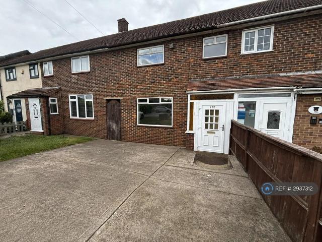House for rent in Harold Hill, Greater London