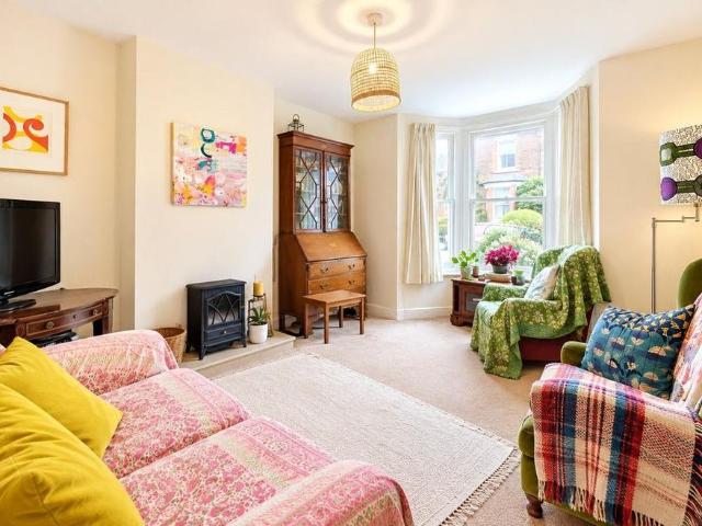 House for rent in Badshot Lea, Waverley