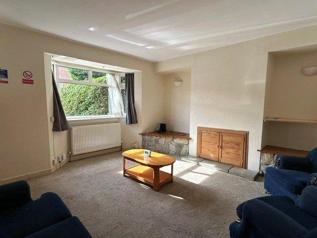 House for rent in Gipsy Lane Estate, The Slade