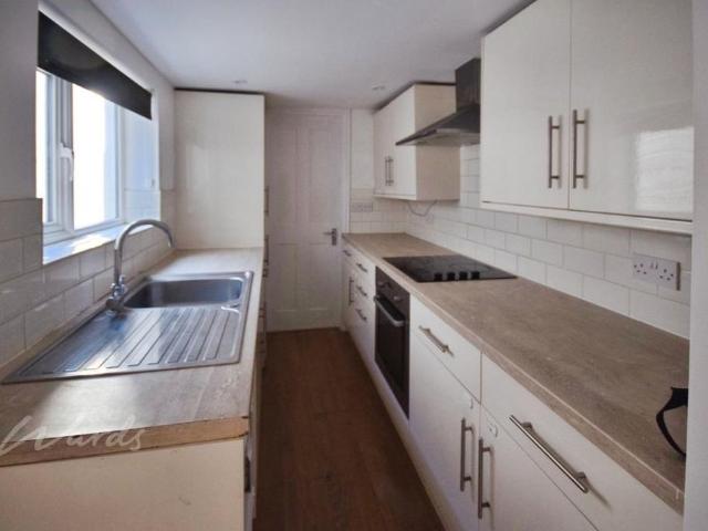 House for rent in Luton, Chatham