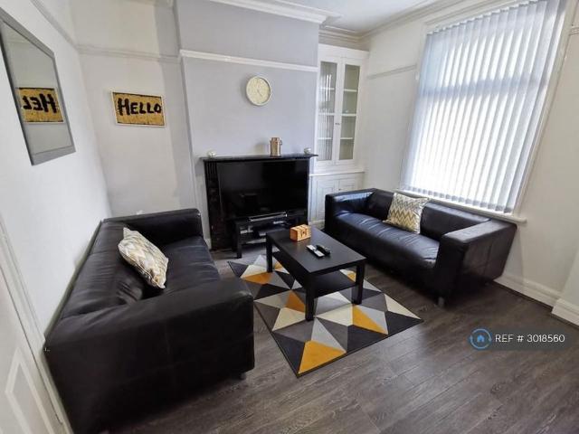 House for rent in Wiring Field, Leeds