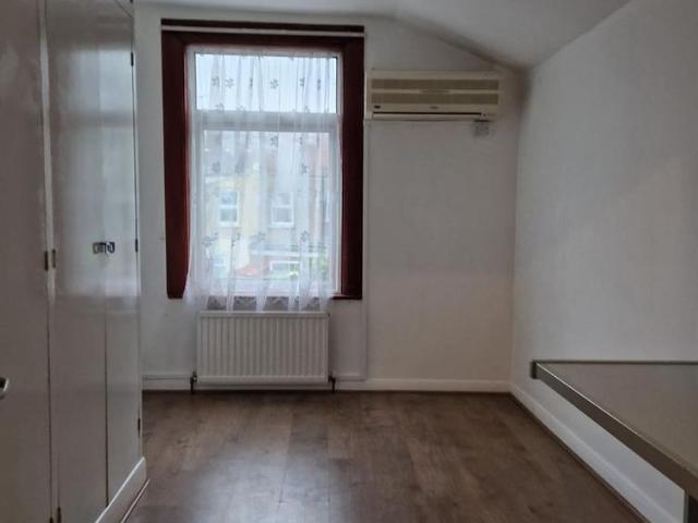 House for rent in London Borough of Newham, Greater London