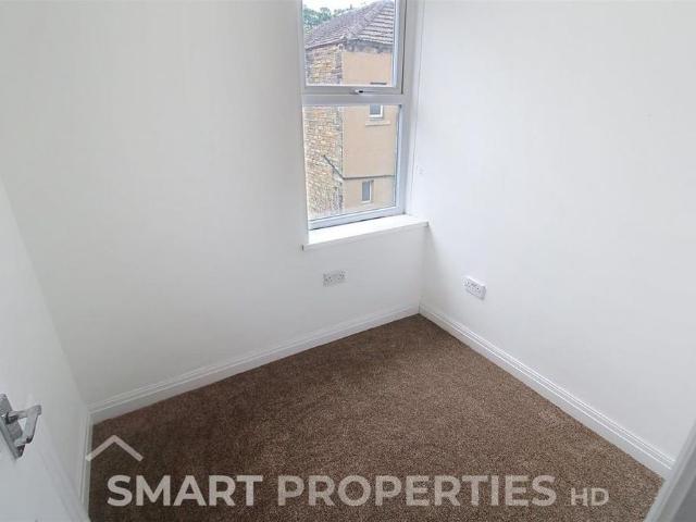 House for rent in Folly Hall, Kirklees