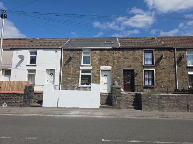 House for rent in Ystrad